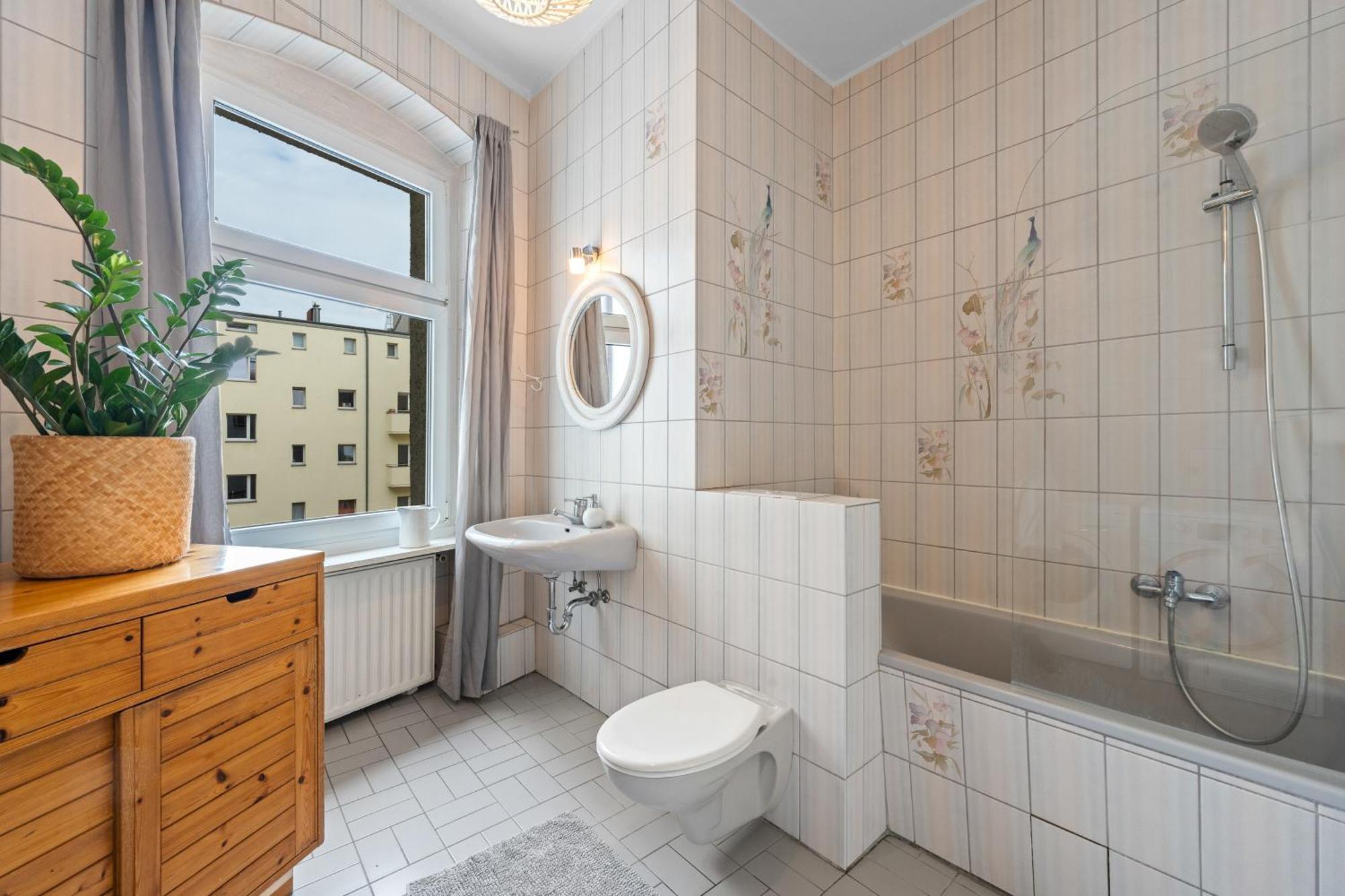 Wilhelmshavener 3br In Downdown Moabit Appartement *