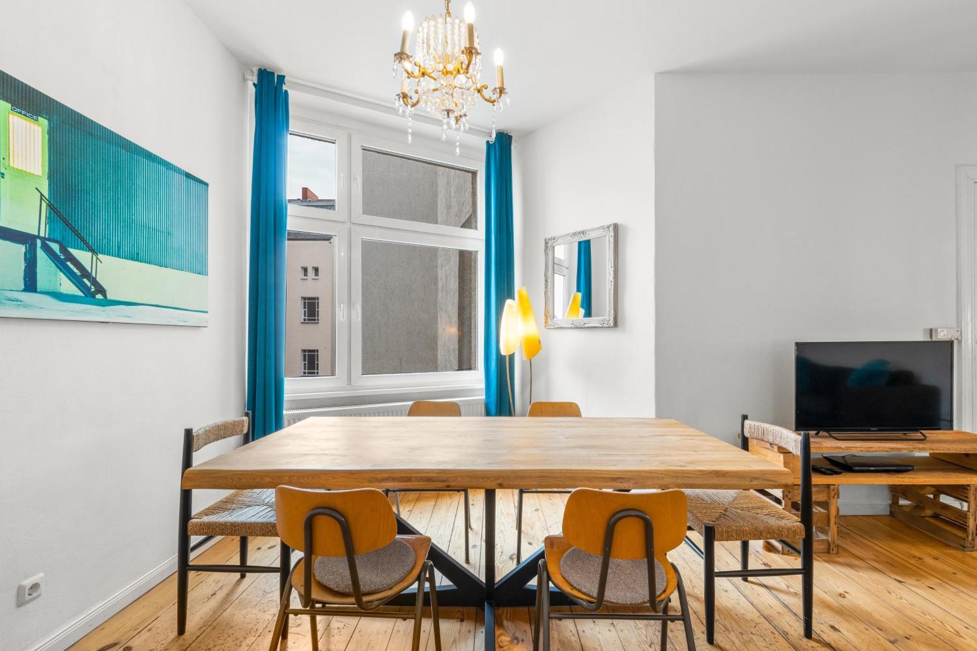 Wilhelmshavener 3br In Downdown Moabit Berlijn